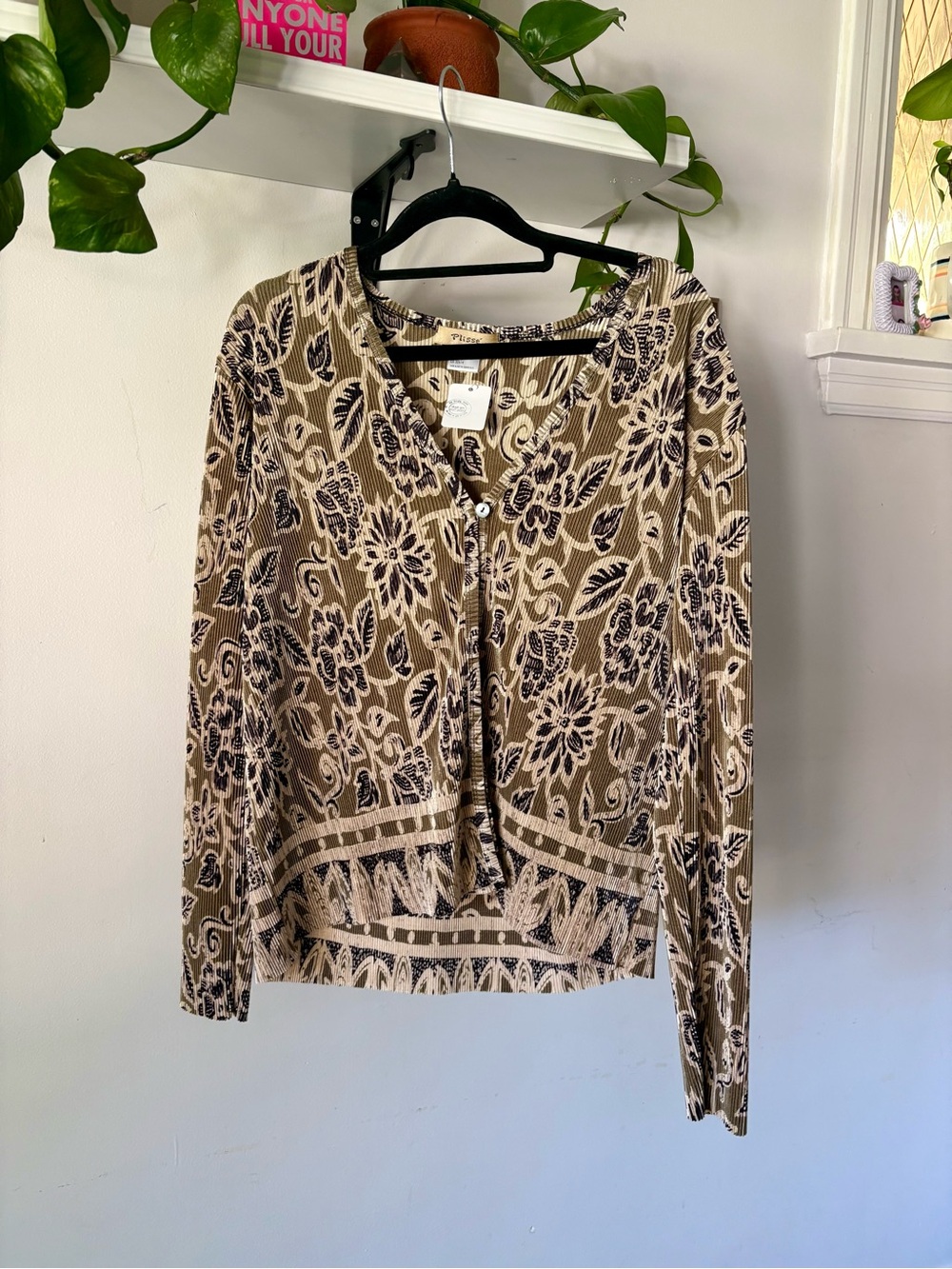 Women’s Printed Button-Front Top in Beige and Black